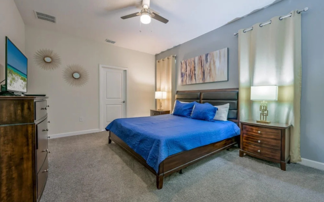Family Paradise Space Themed Perfect Location