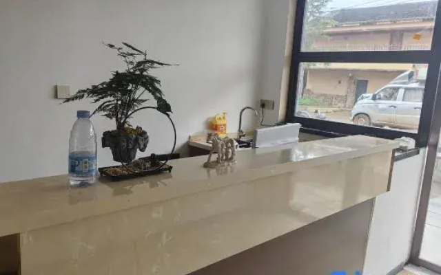 Shandingding Homestay (Zhaotong Dashanbao Scenic Area)