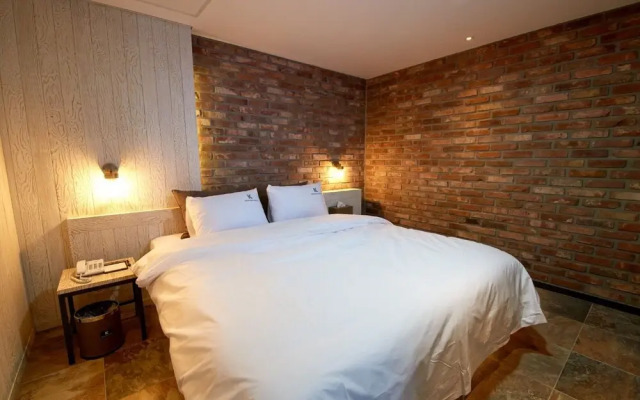 K Boutique Hotel