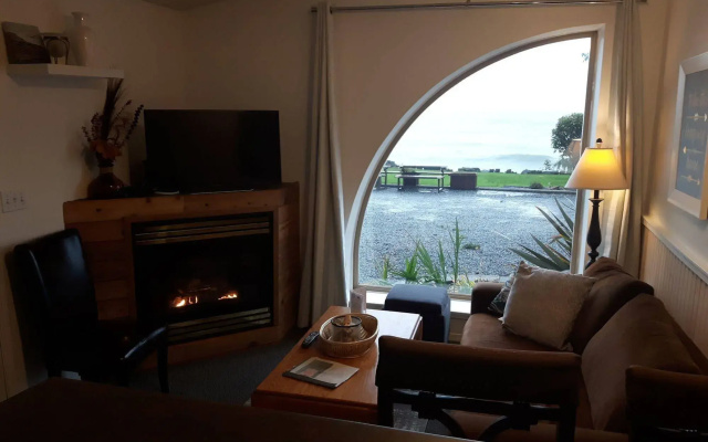 Qualicum Breeze Beach Resort