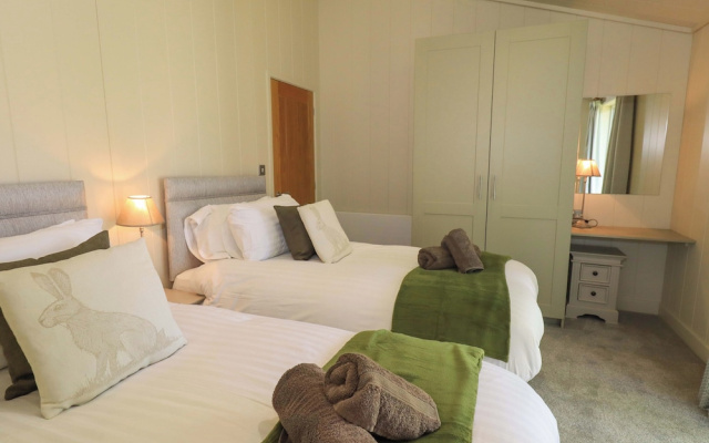 Kingfisher Lodge
