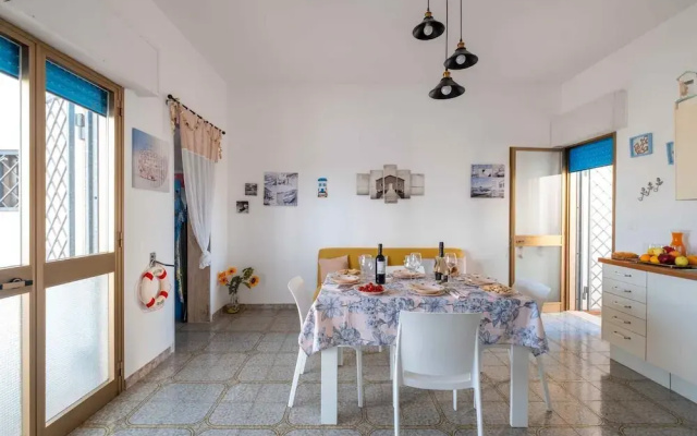 Sunny Haven Villa In Torre Lapillo