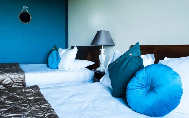 Hotel Raymond VII