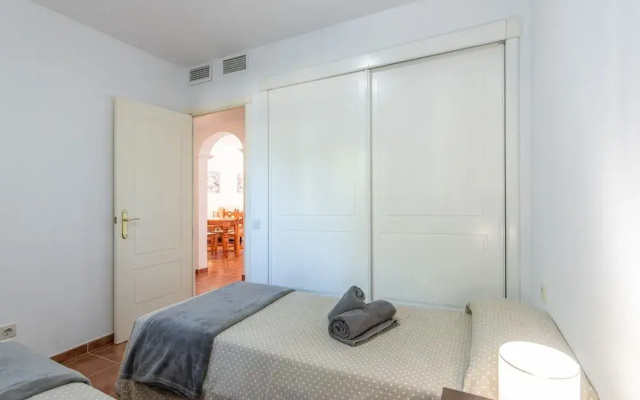 Golfside Apartment in Isla Canela