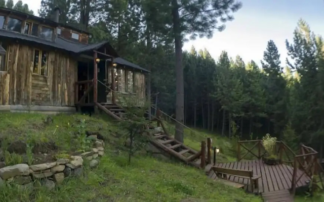 Cabaña y Hostal Salamandras