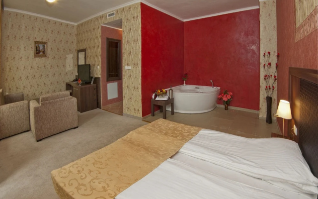 St. Spas Hotel & Balneo Complex