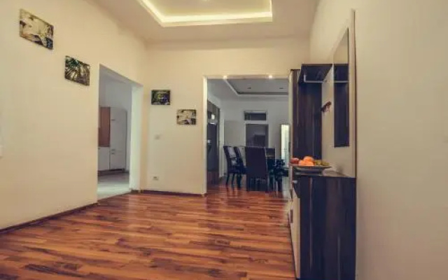 Aurellia Serviced Apartments