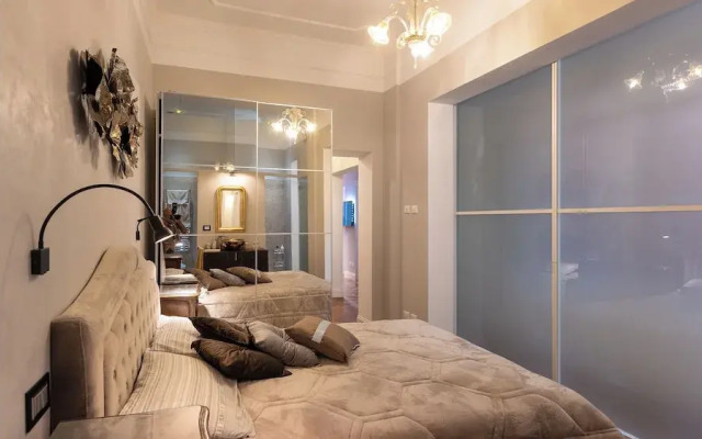 Rental in Rome Gregoriana Apartment