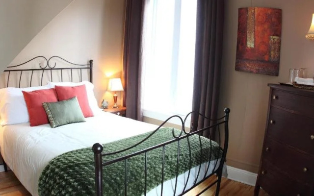 La Grange aux Hiboux Gîte et Restaurant B&B