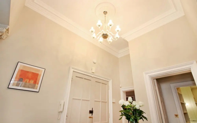 London Lifestyle - Knightsbridge VI