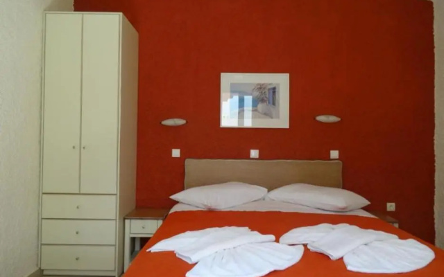 Lito Apartments
