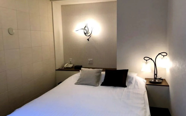 HOTEL 3o'clock TENNOJI