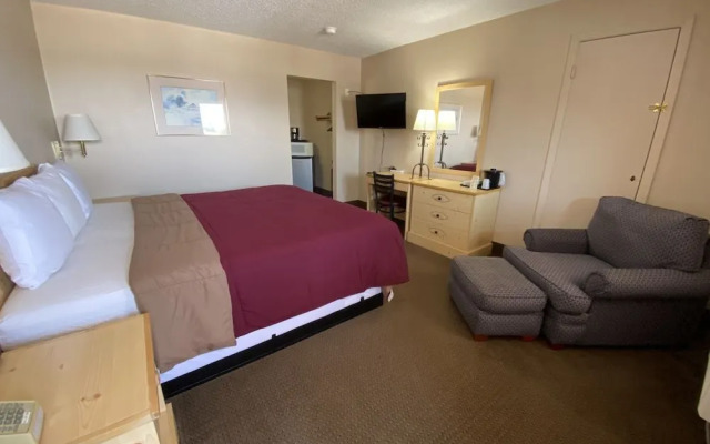 Regency Inn and Suites