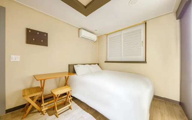 Boryeong (Daecheon) Coconut Motel