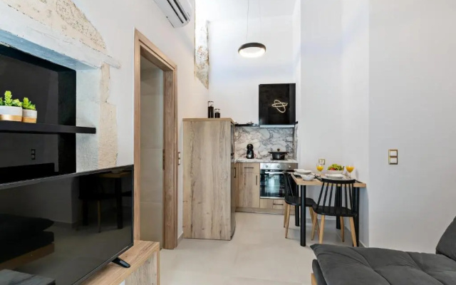 Erotokritos Luxury City Suites