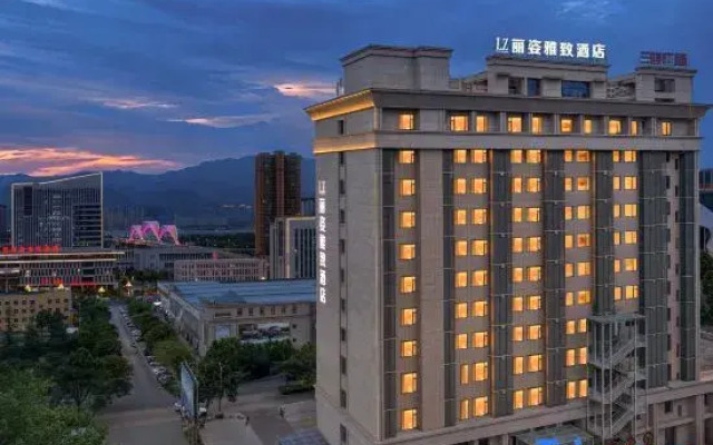 Lizi Elegant Hotel