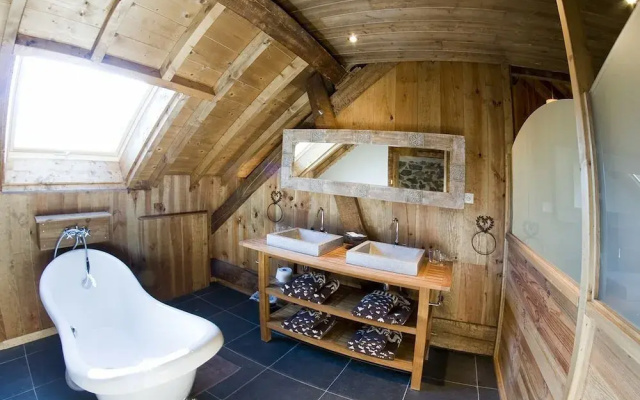 Chambres D'hôtes - La Clé des Bois