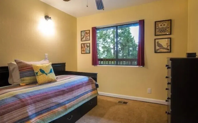 Scenic Wonders Yosemite Aviary 5 Bedroom