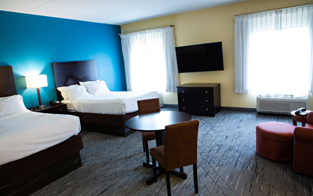 Holiday Inn Express Hotel & Suites Harrisburg West by IHG