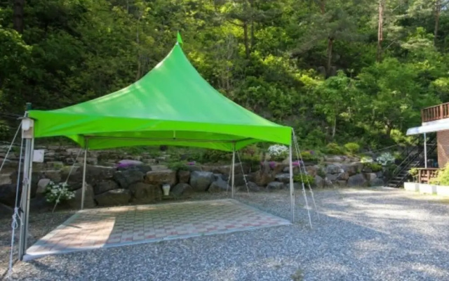 Yangpyeong Adeulbawi Pension(양평 아들바위펜션)