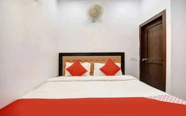 Capital O 38853 S Sumangalam Palace