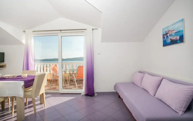 Kaja - right next to the beach