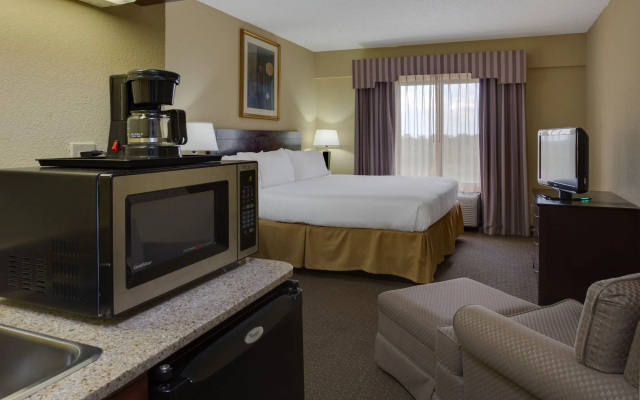 Holiday Inn Express & Suites Sebring by IHG