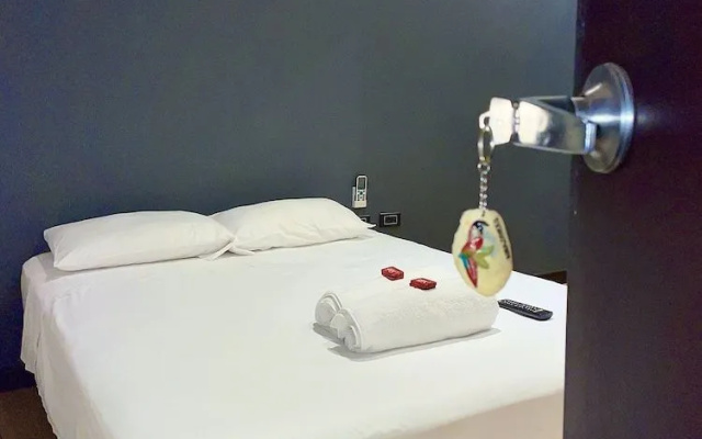 Hotel Zugi Inn