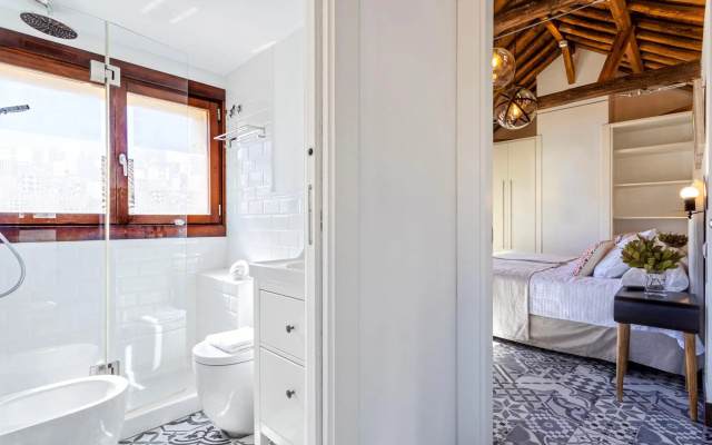 Excelent penthouse near Cathedral. Zacatin Penthouse