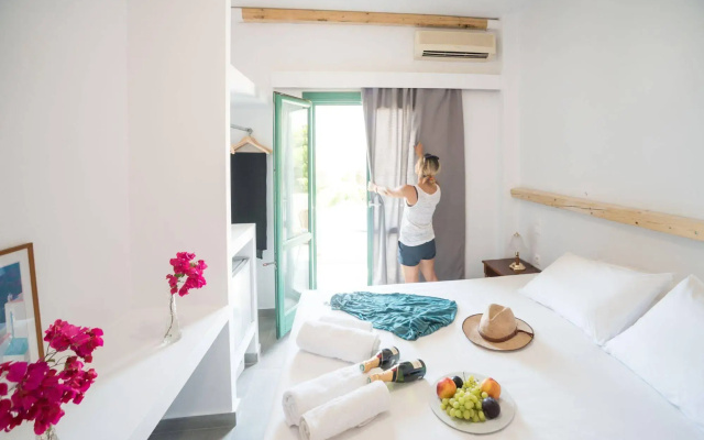 Ifestia Hotel Santorini