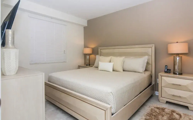 Beautiful  Apartment at Storey Lake 272975