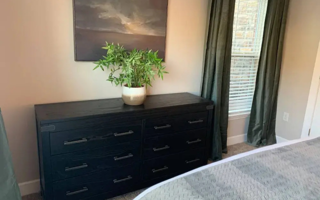Luxury Polaris 2BR 1st Floor Pet-friendly