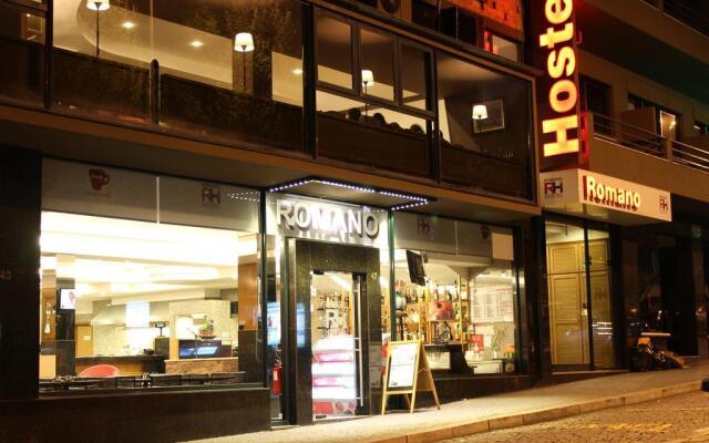 Отель Romano Hostel Португалия, Валонгу - отзывы, цены и фото номеров - забронировать отель Romano Hostel онлайн вид на фасад