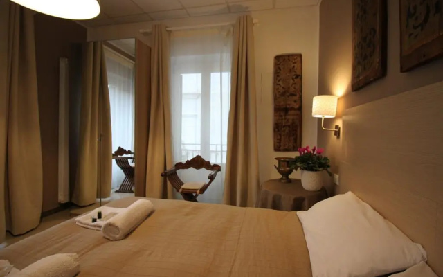 Titano Apartments