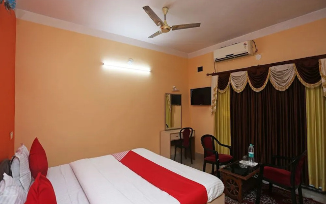 OYO 26822 Golden Sea Queen Beach Resort