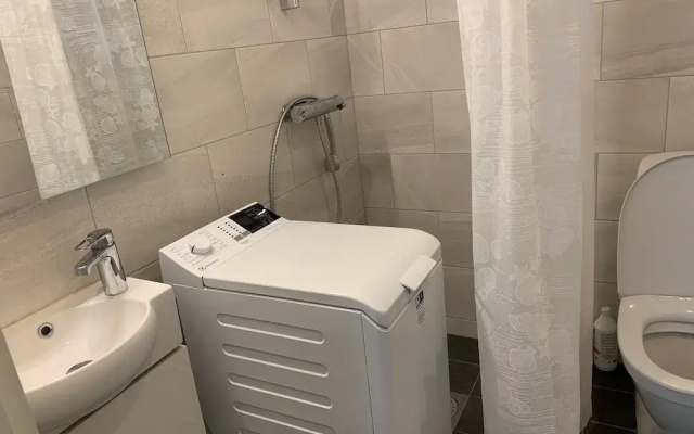 Stockholm Apartment - Sleeps 4 & Free Parking