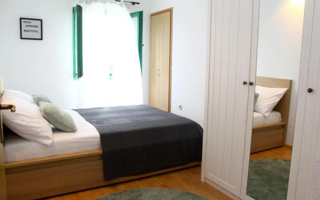 Apartment 20