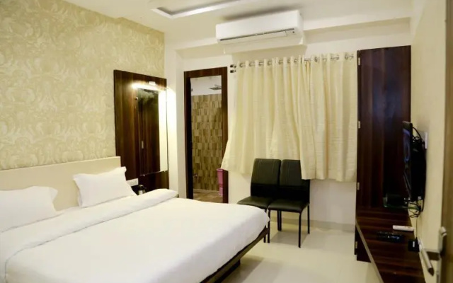 Hotel Kamad Giri