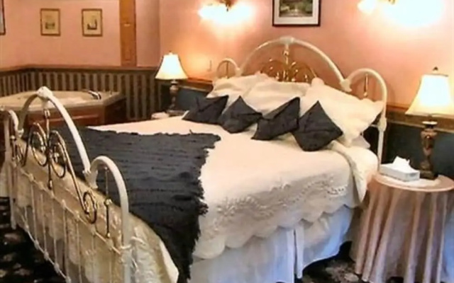 Old Rittenhouse Inn
