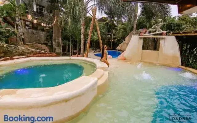 ME Hotel in Montañita Estates