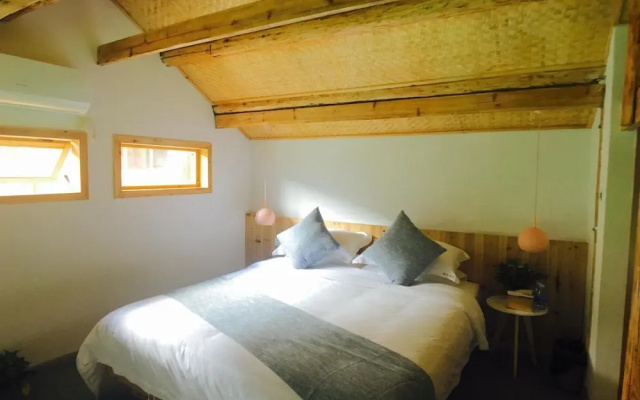 W Lodge