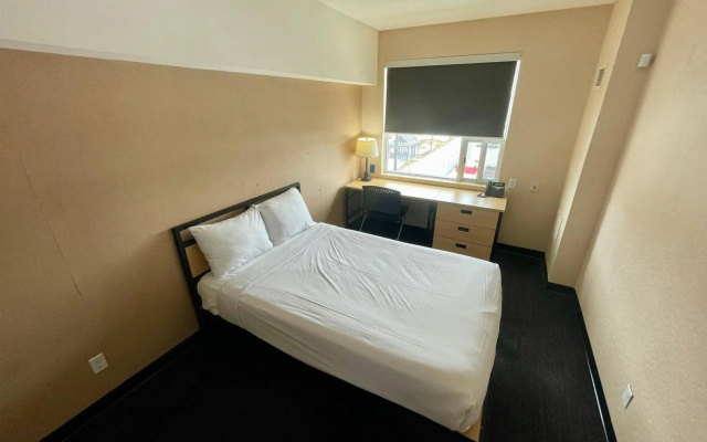 Residence & Conference Centre - Ottawa West