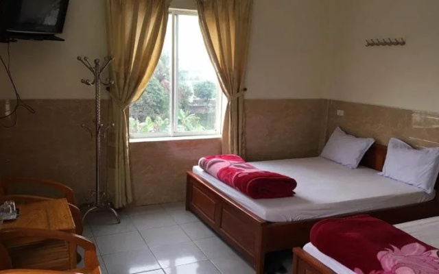 Anh Quan Hotel