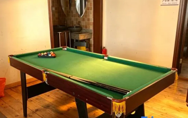 Kangba Zangyi · Garden Hotel (Yajiang 318 National Highway)