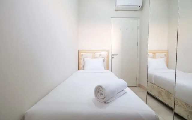 3BR near Sumarecon Mall Bekasi at The Springlake Apartment