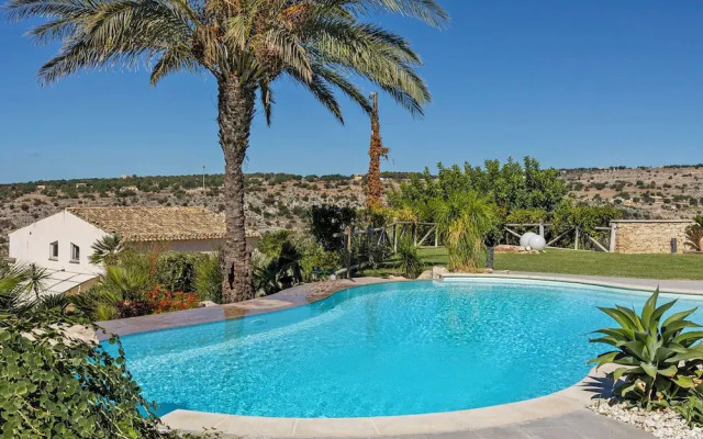 Villa Iris