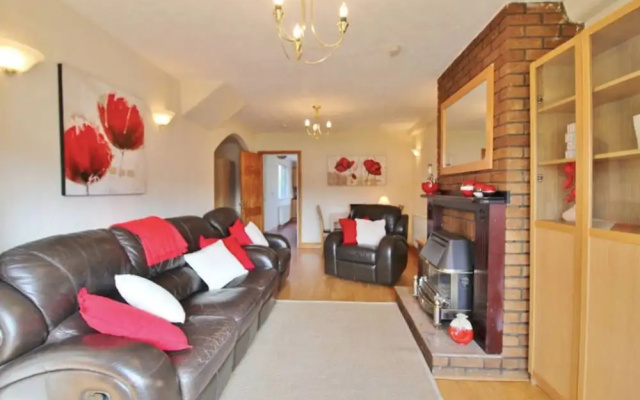 2 Bedroom Family Home in Residential Dublin Suburb