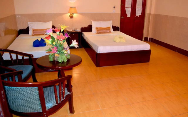 Reaksmey Battambang Hotel