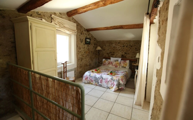 Lou Pataclet - Chambre d'hôtes Cigalou