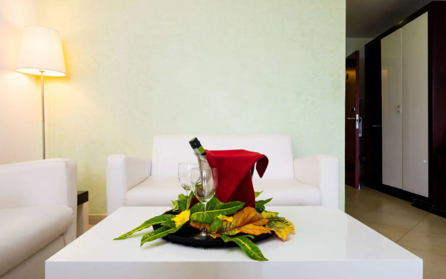 Peninsula Hotel Dar es Salaam